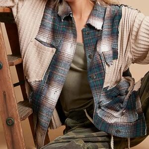 POL Mixed Waffel Knit Plaid Distressed Contrast Shacket Sz M